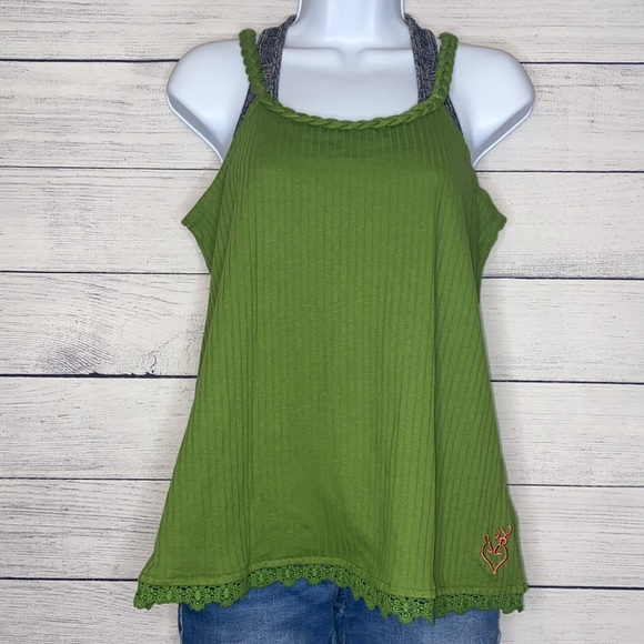 Browning Tops - Browning Kelly green braided spaghetti strap tank top with lace detail on bottom